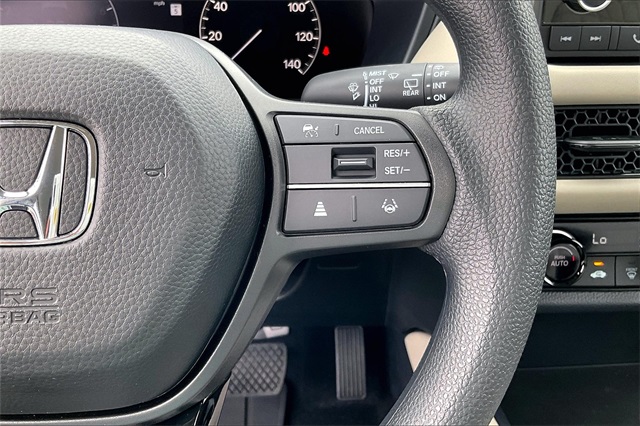 2025 Honda HR-V LX photo 17