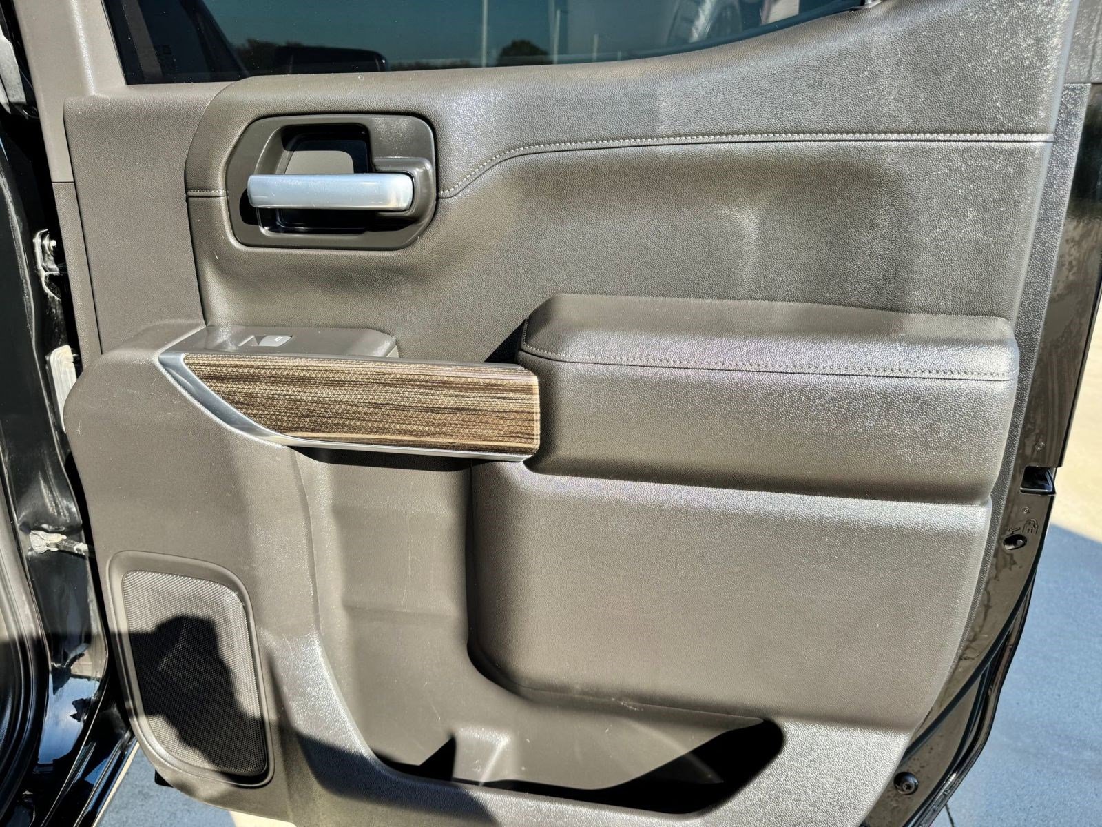 2021 Chevrolet Silverado 1500 LT photo 13