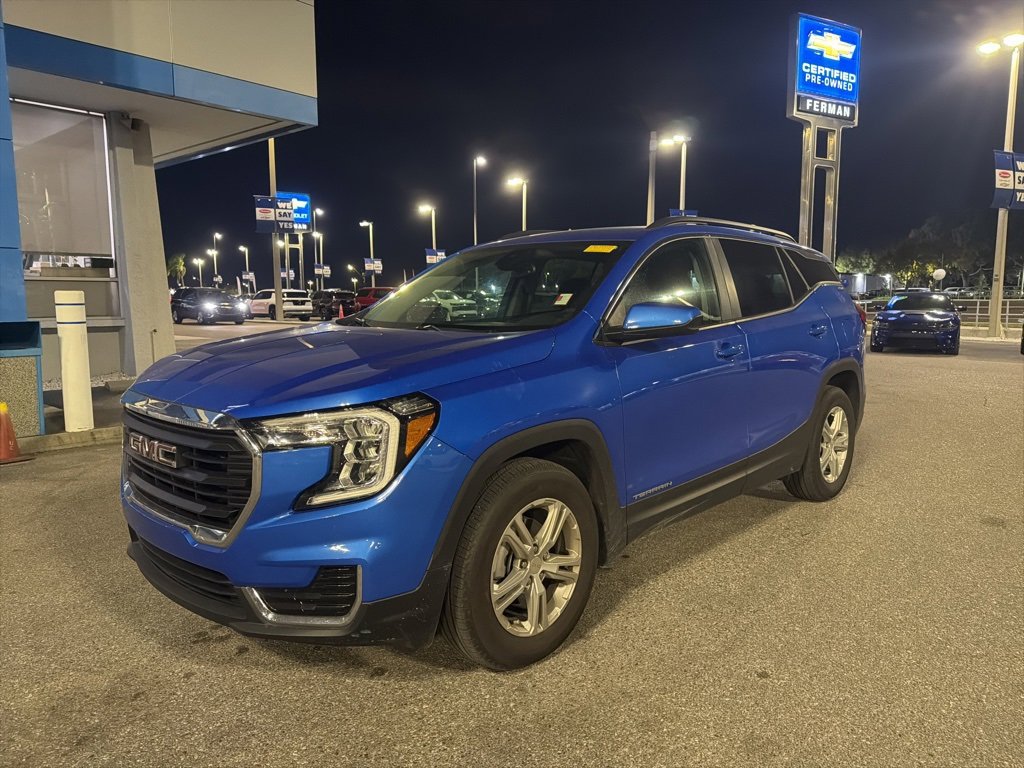 2024 GMC Terrain SLE's photo