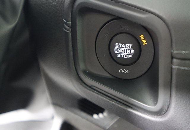 2025 Jeep Wrangler Rubicon X photo 25