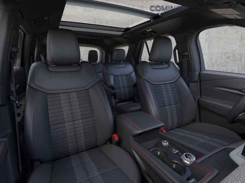 2025 Ford Explorer ST-Line photo 10