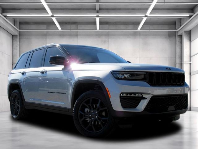 2025 Jeep Grand Cherokee Limited's photo