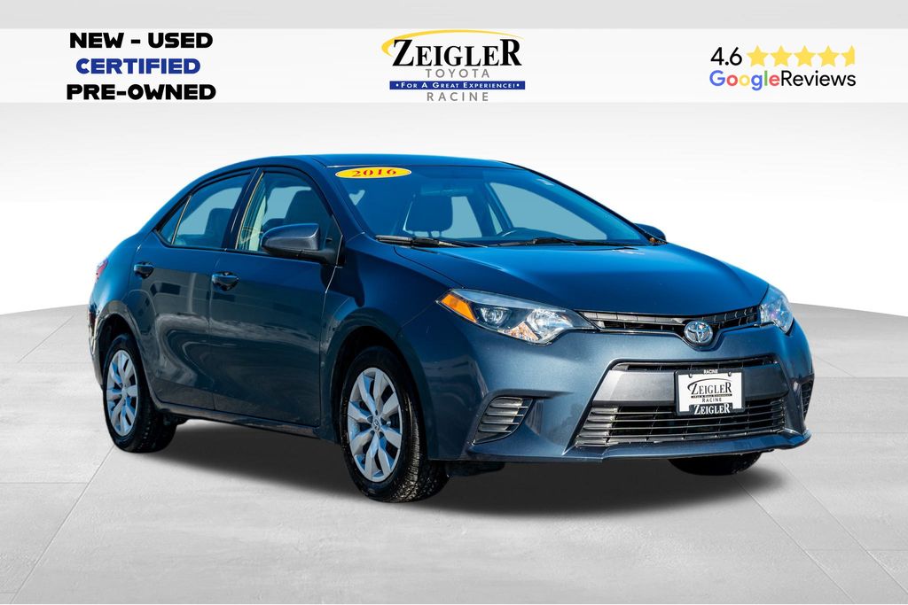 2016 Toyota Corolla LE's photo