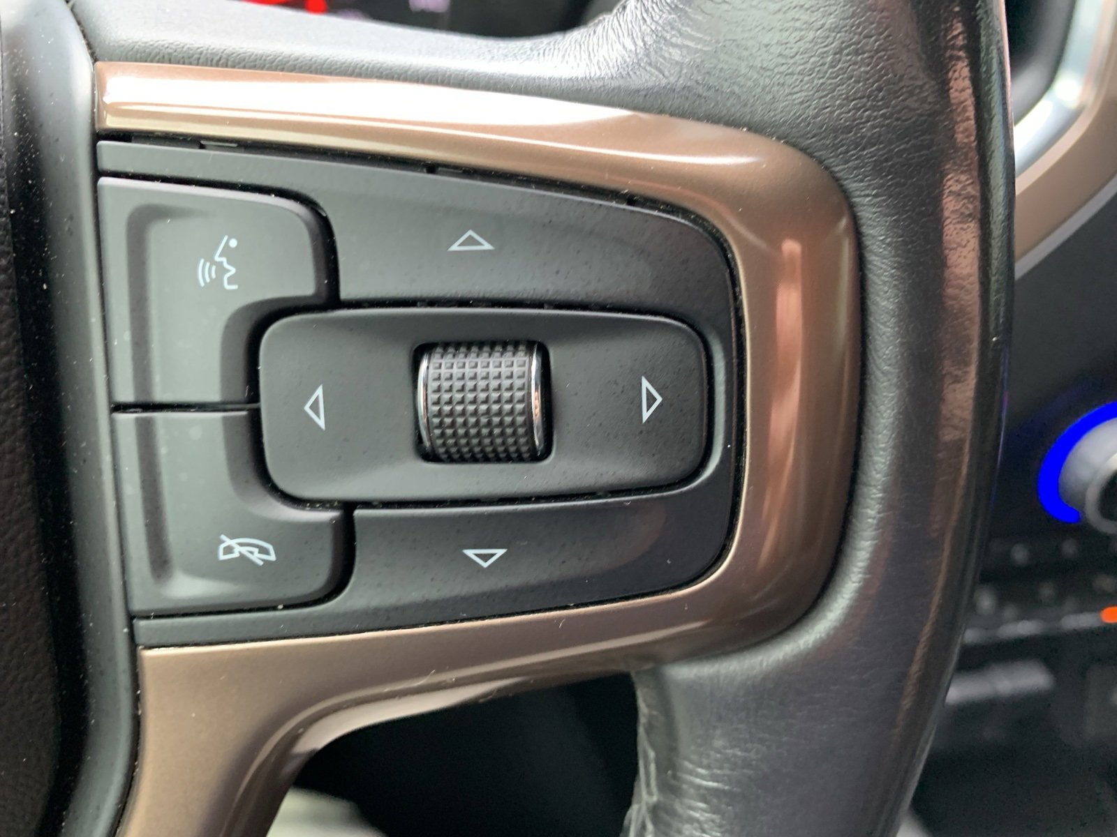 2023 Chevrolet Silverado 2500HD High Country photo 27