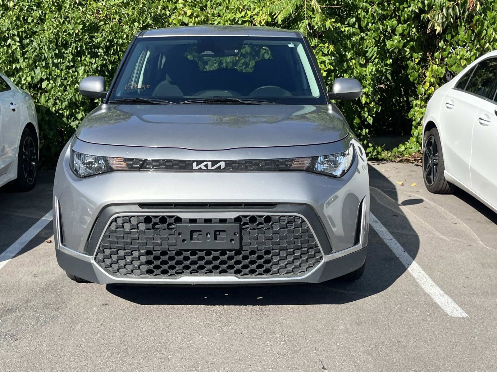 2023 Kia Soul LX photo 3