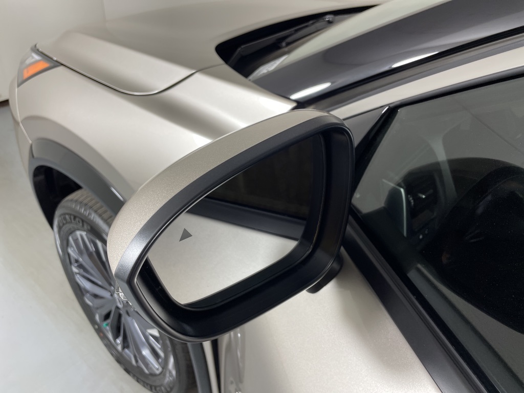 2026 Nissan Rogue Platinum photo 12