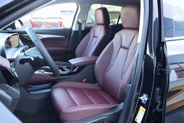 2025 Buick Envision Sport Touring photo 11
