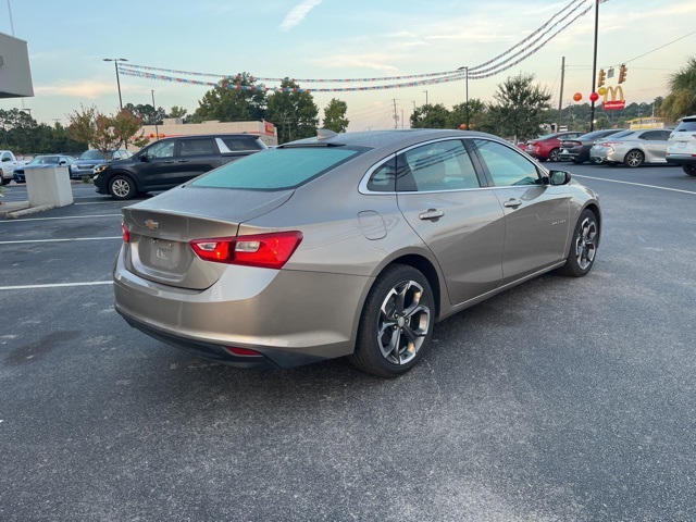 2023 Chevrolet Malibu 1LT photo 3