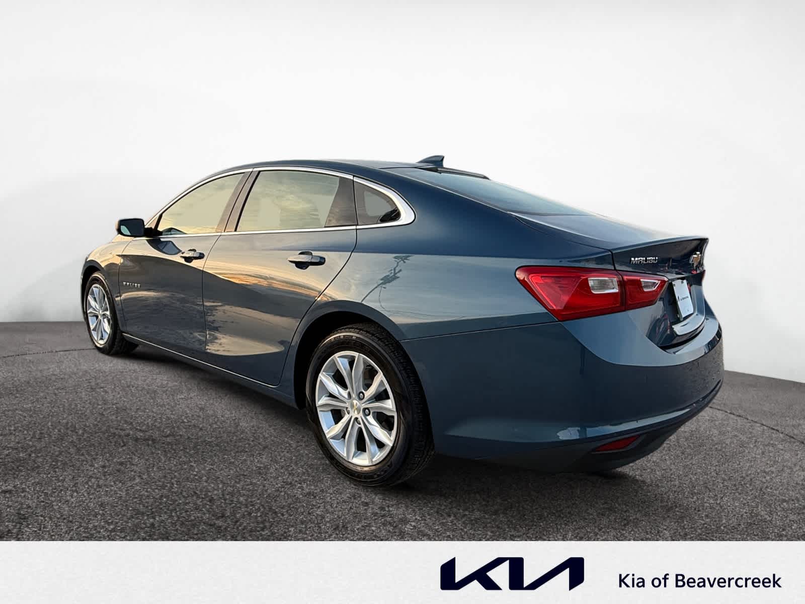 2024 Chevrolet Malibu photo 3