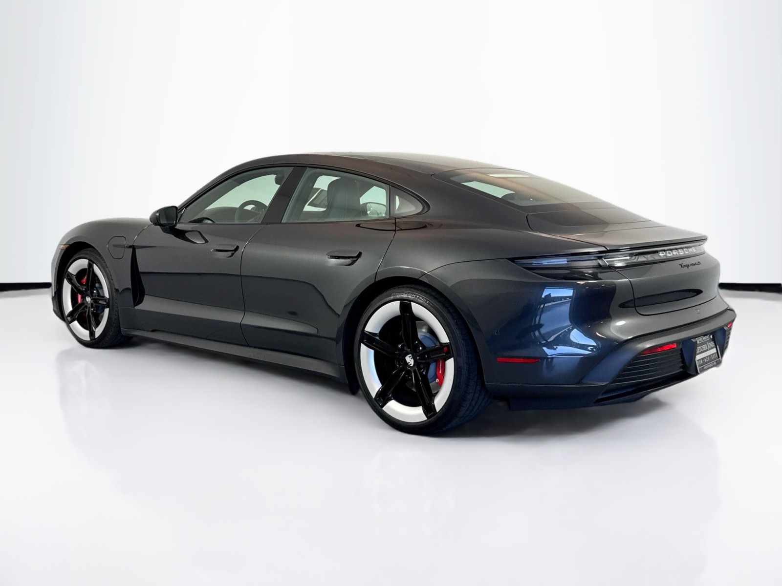 2025 Porsche Taycan 4S photo 3