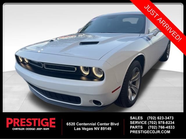 2020 Dodge Challenger SXT's photo