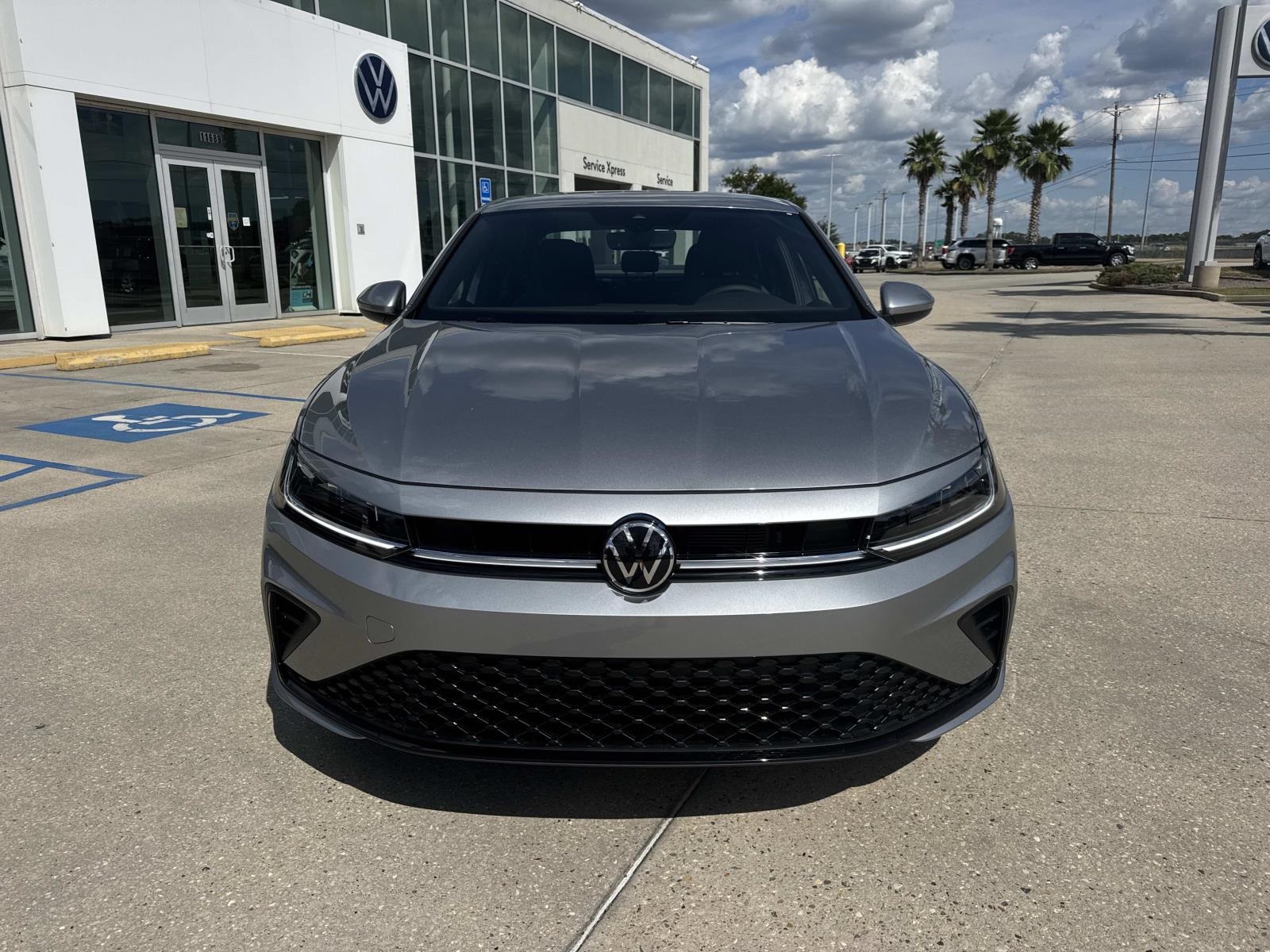 2026 Volkswagen Jetta 1.5T Sport photo 2