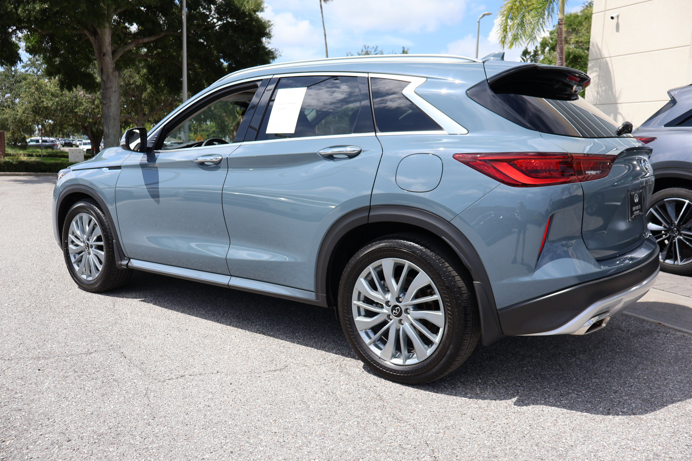 2024 Infiniti QX50 Luxe photo 7