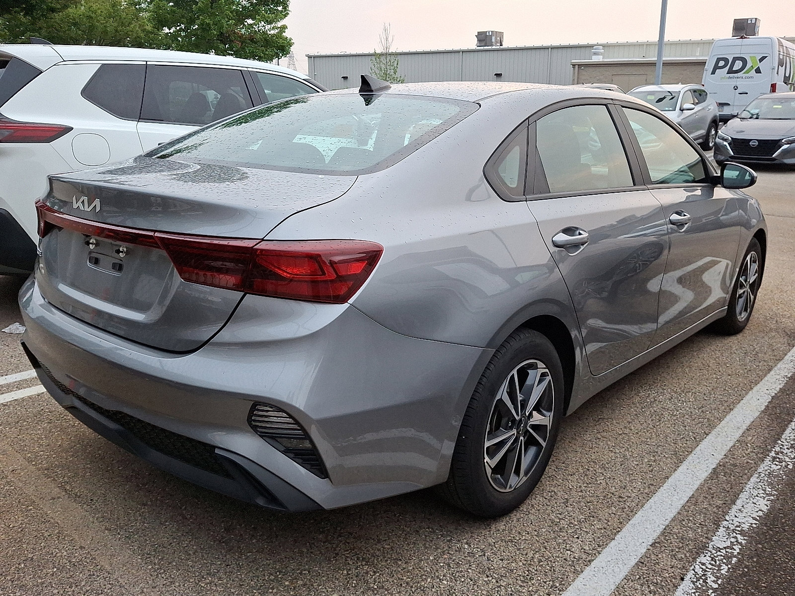 2024 Kia Forte LXS photo 3