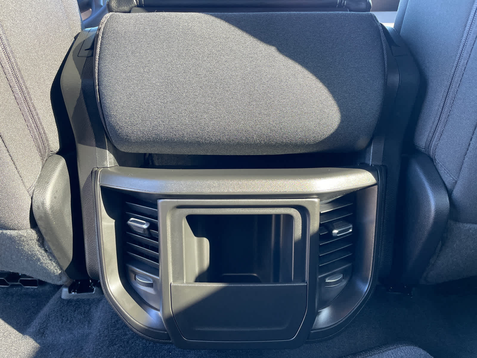2025 Ram 1500 Tradesman photo 13