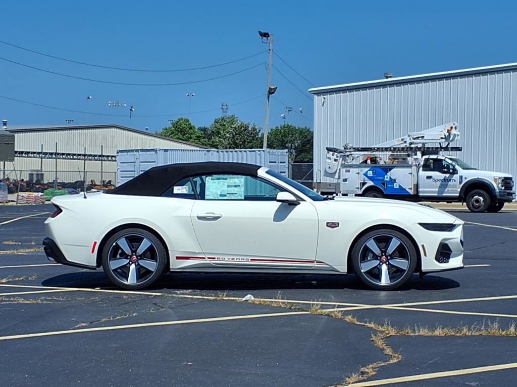 2025 Ford Mustang GT Premium Convertible photo 2