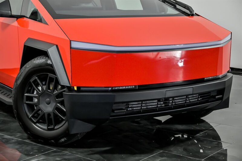Used 2024 Tesla Cybertruck Base with VIN 7G2CEHED9RA042684 for sale in Aurora, IL