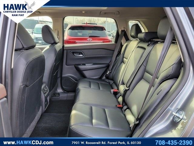 2023 NISSAN ROGUE - Image 11