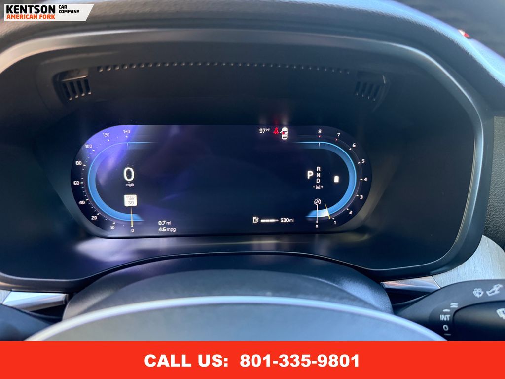 2025 Volvo XC60 B5 Plus photo 16