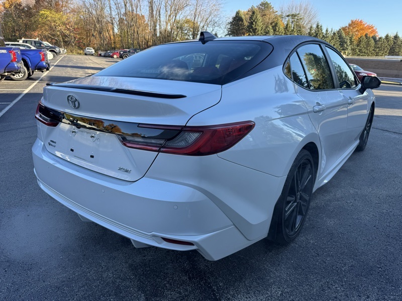 2025 Toyota Camry XSE photo 3
