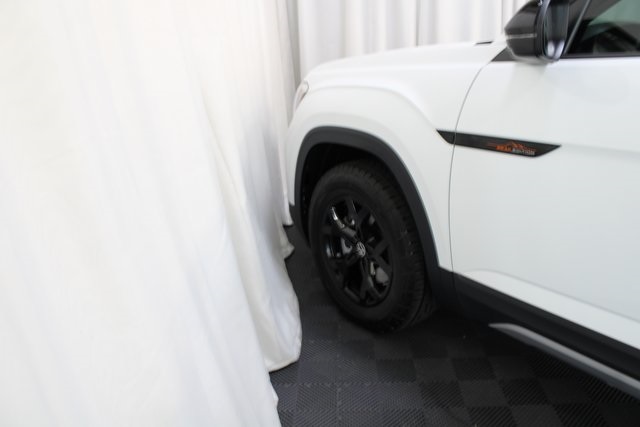 2025 Volkswagen Atlas Peak Edition SE photo 20