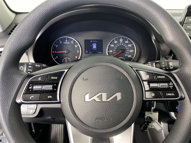 2023 Kia Seltos LX photo 14