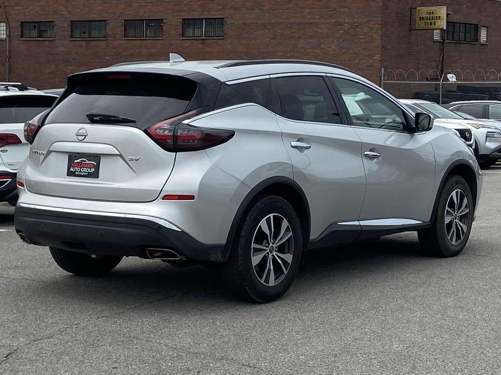 2023 Nissan Murano SV photo 3