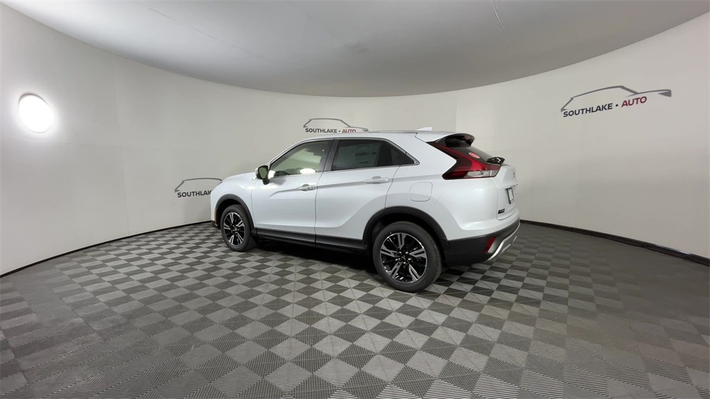 2025 Mitsubishi Eclipse Cross SE photo 6