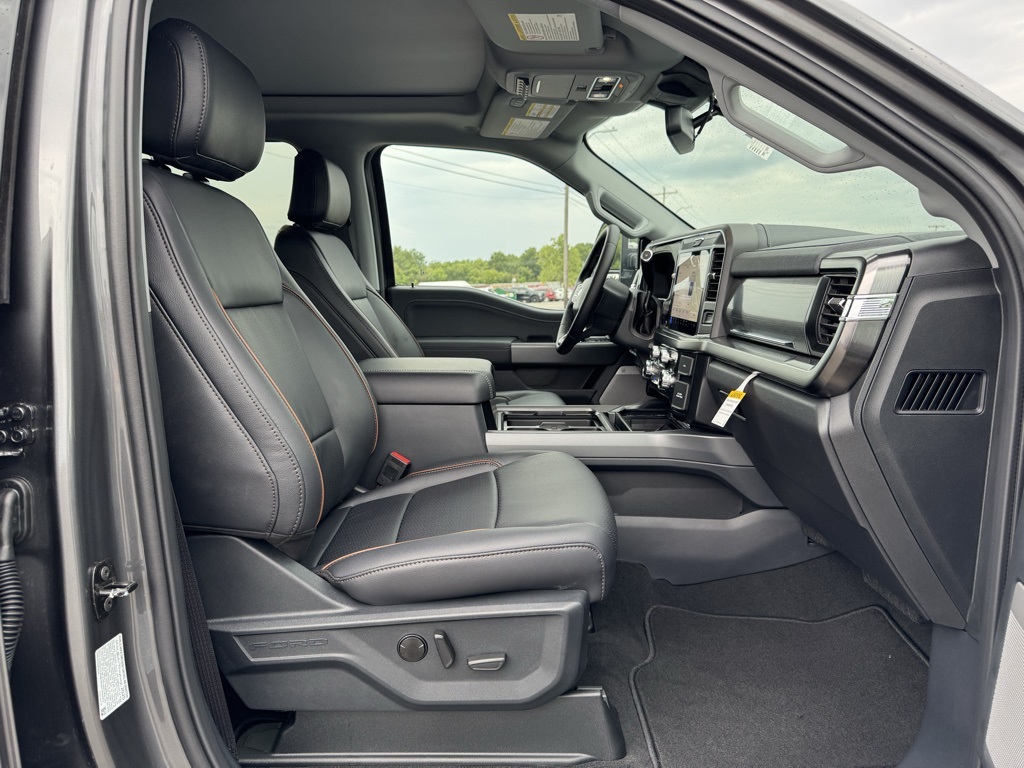 2026 Ford F-350 photo 20