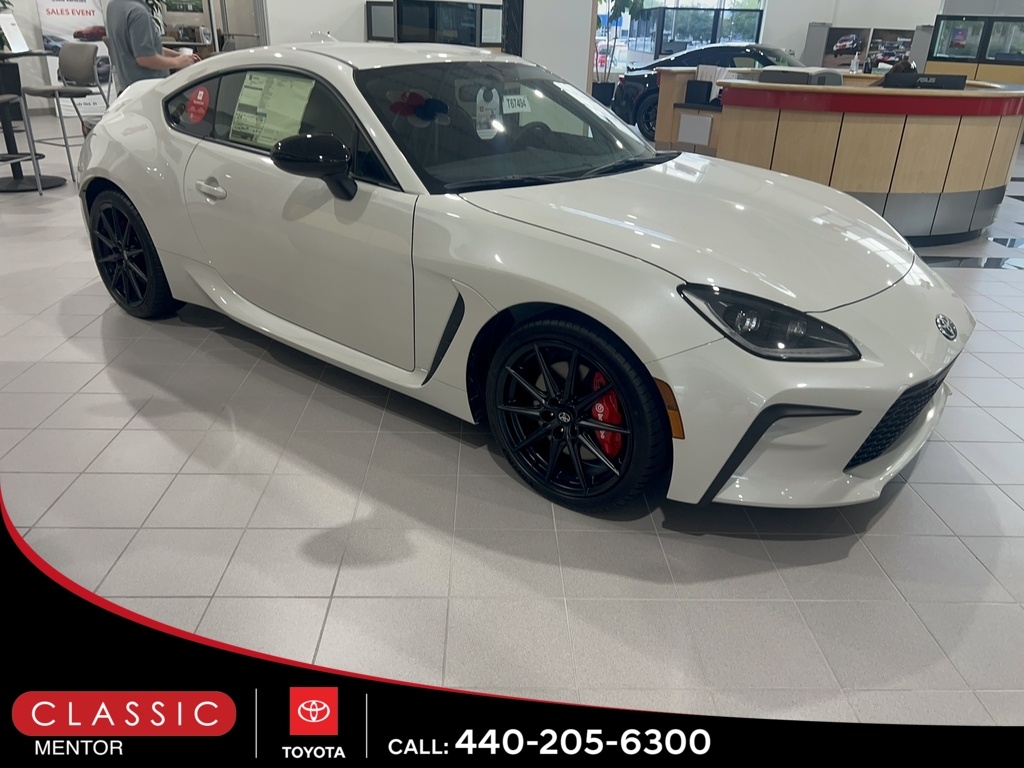 2025 Toyota GR86 Premium's photo