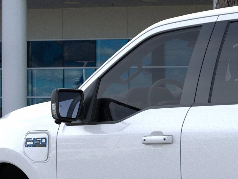 2025 Ford F-150 Lightning photo 20