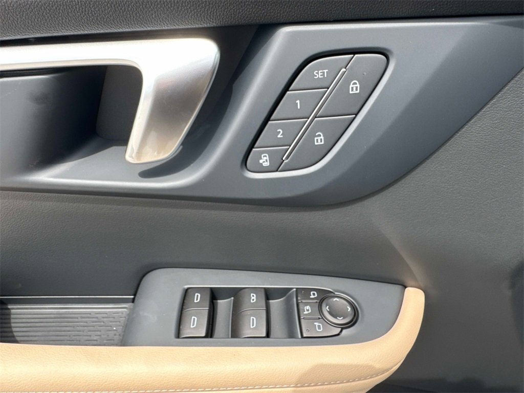 2026 Buick Enclave Preferred photo 4