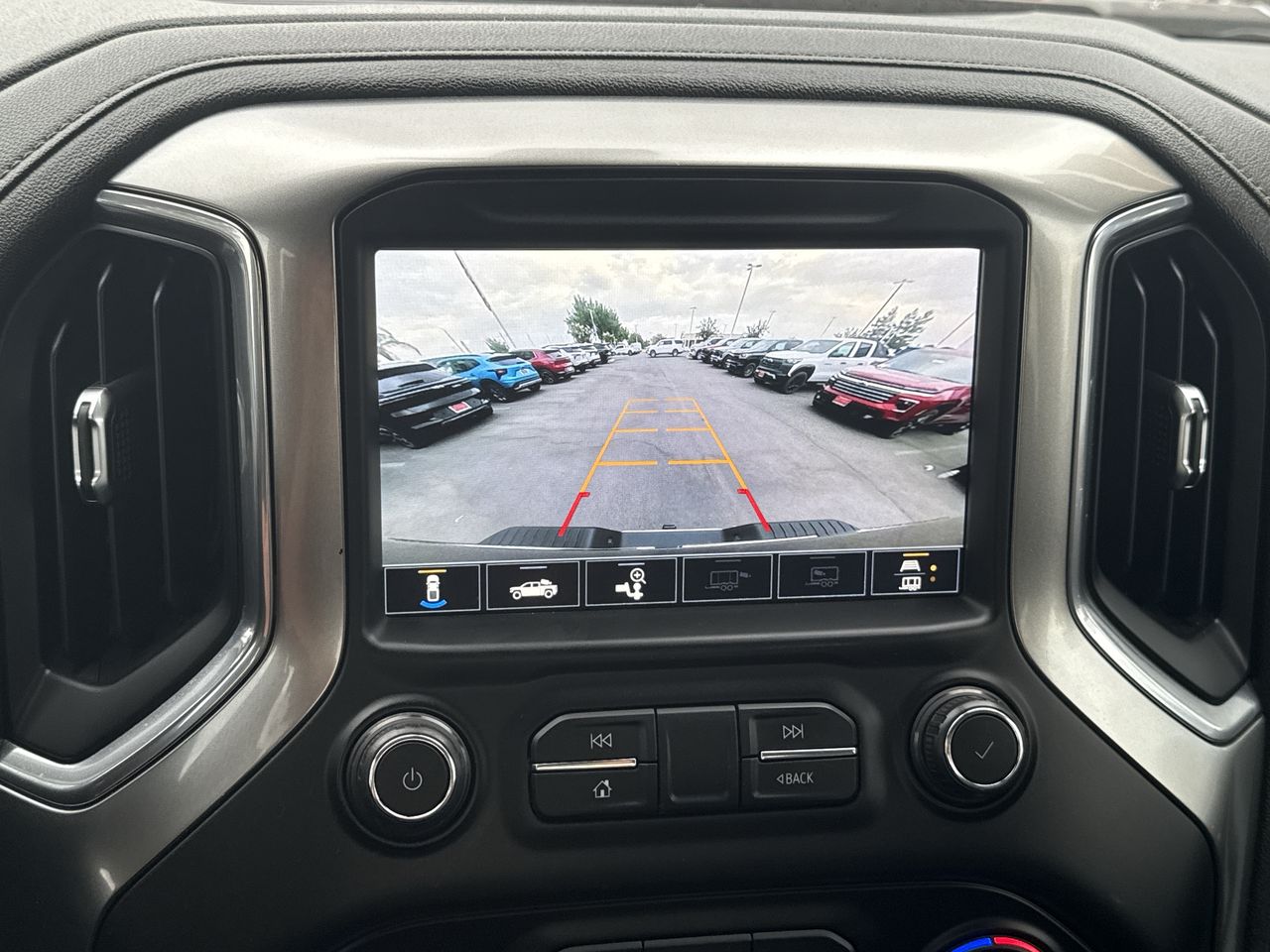 2020 Chevrolet Silverado 2500HD LT photo 5