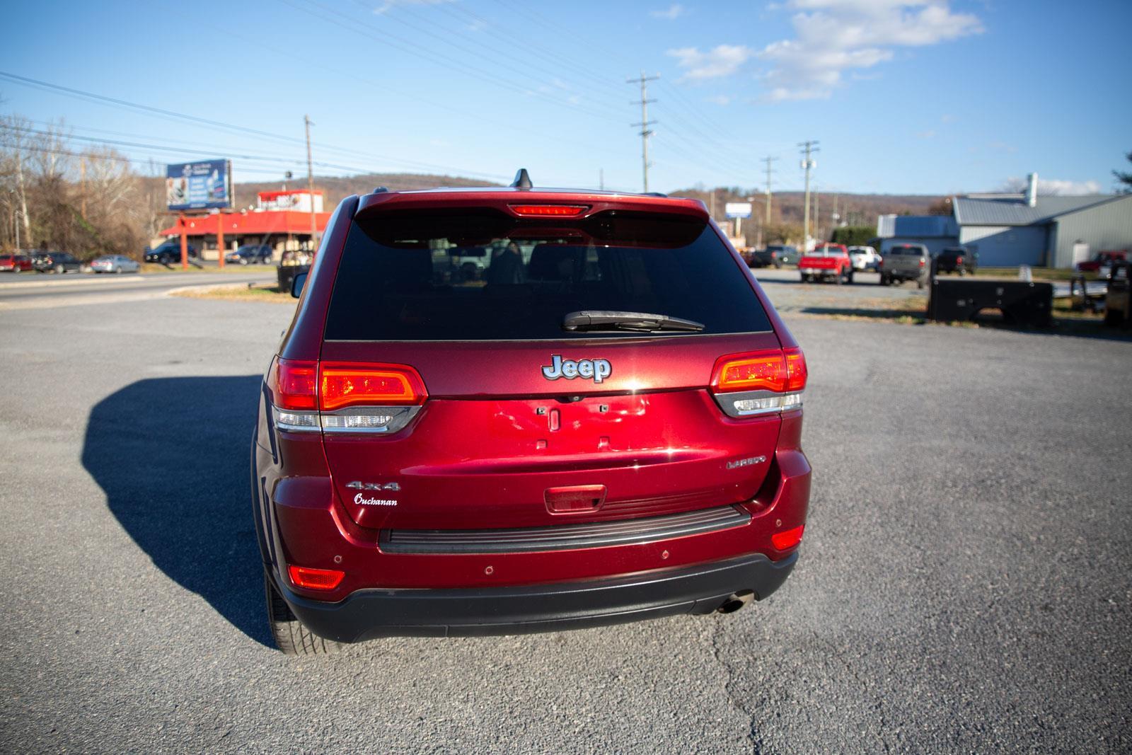 2018 Jeep Grand Cherokee Laredo photo 4