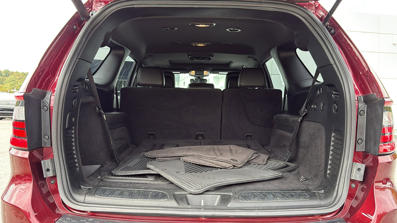 2018 Dodge Durango R/T photo 26