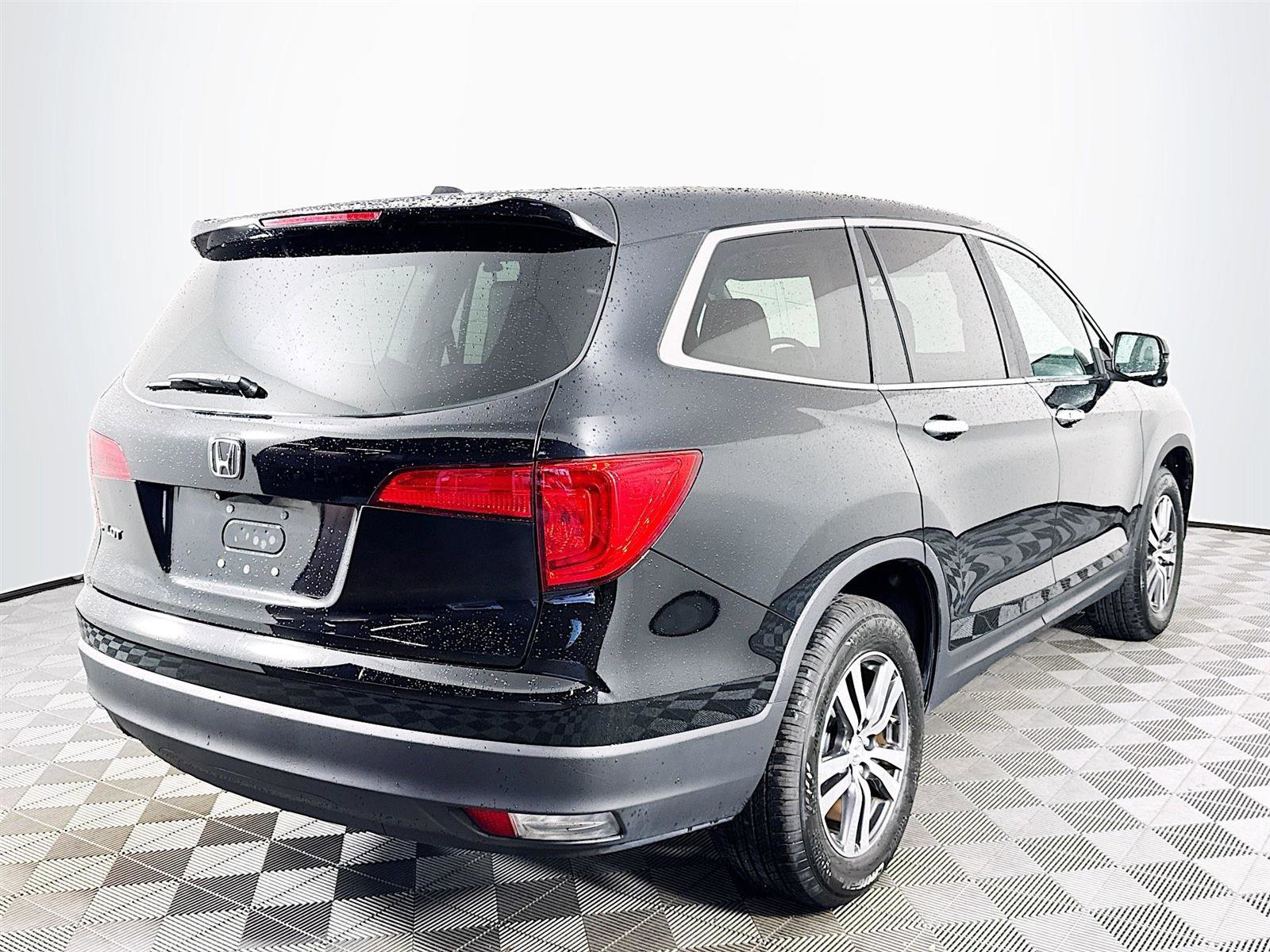 2016 Honda Pilot EX-L photo 3