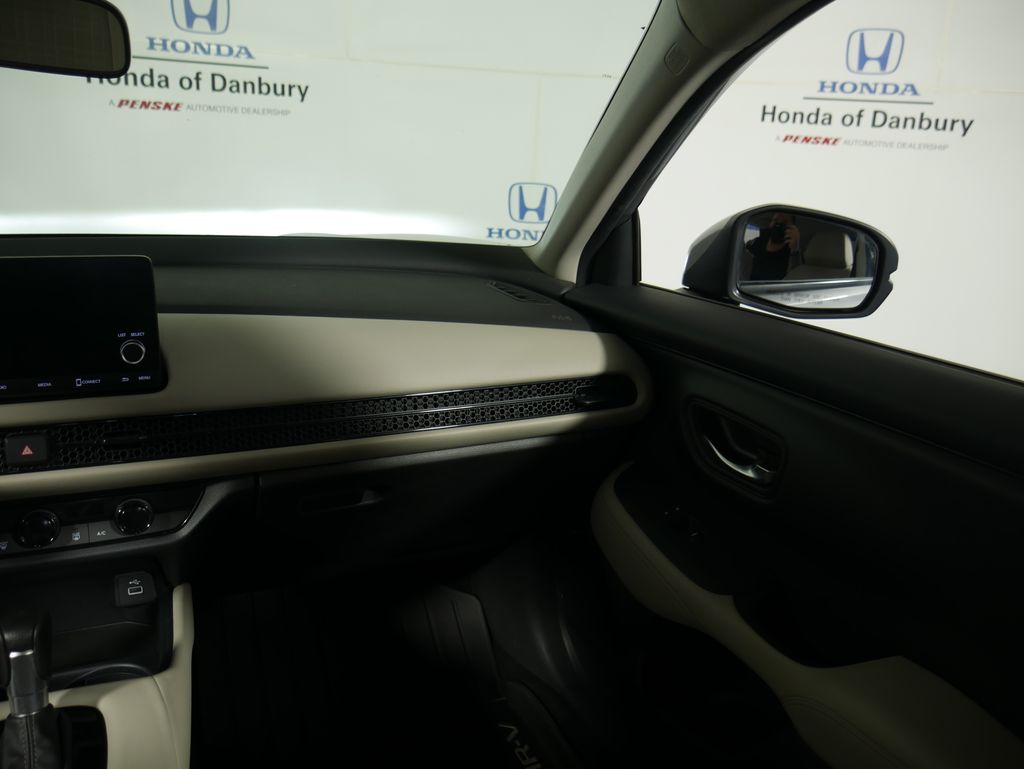 2023 Honda HR-V LX photo 14