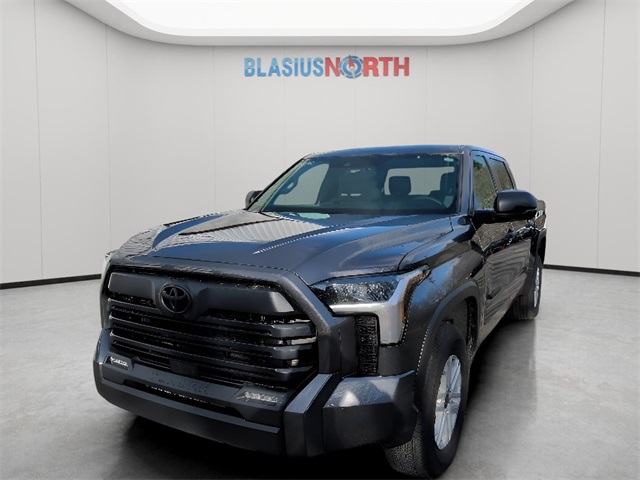 2025 Toyota Tundra SR5's photo