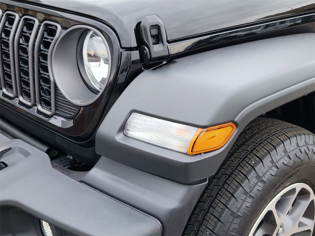 2025 Jeep Wrangler Sport S photo 9