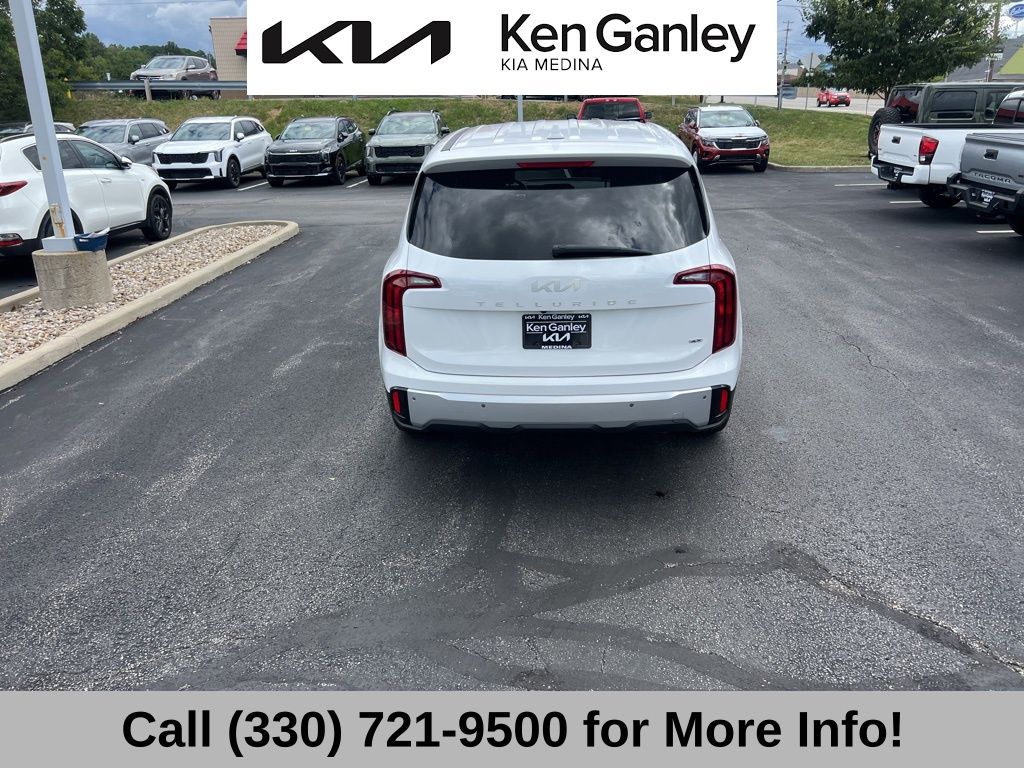 2023 Kia Telluride LX photo 10