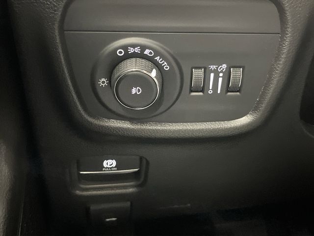 2025 Jeep Grand Cherokee Limited photo 22