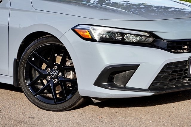 2022 Honda Civic Sport photo 3