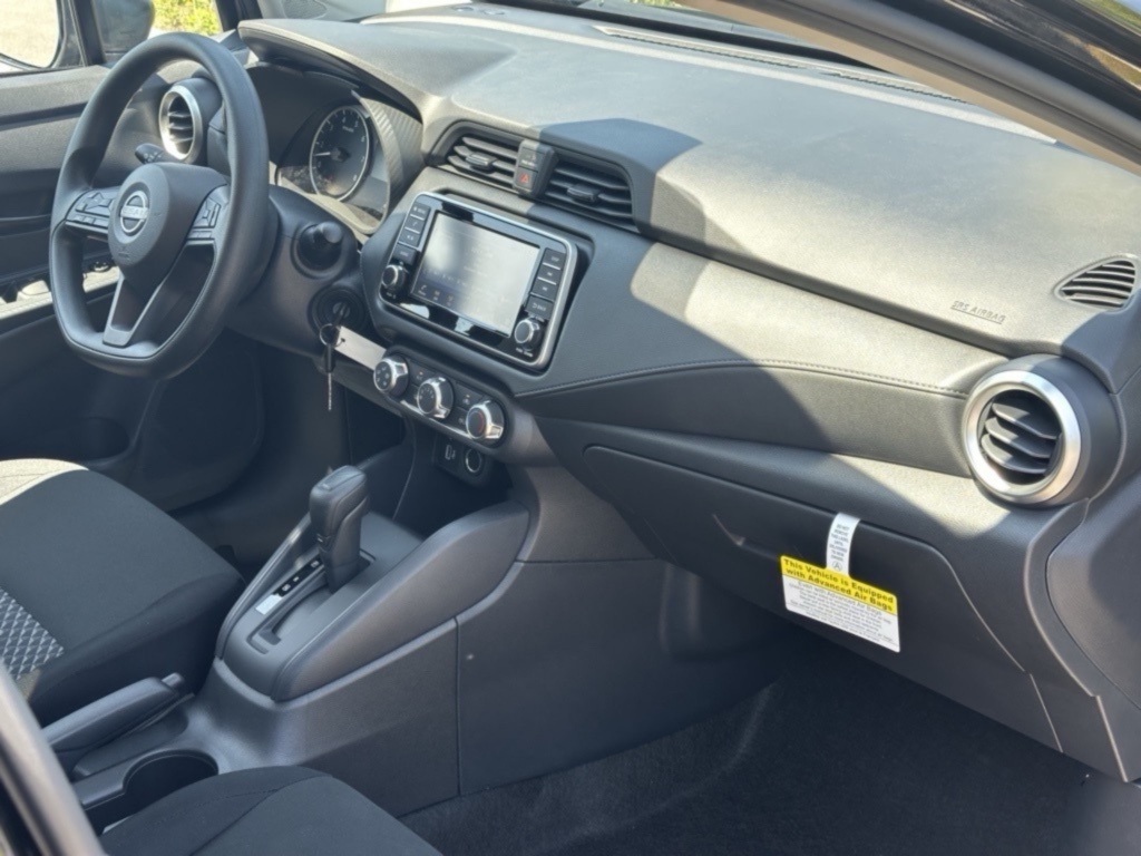 2025 Nissan Versa S photo 29