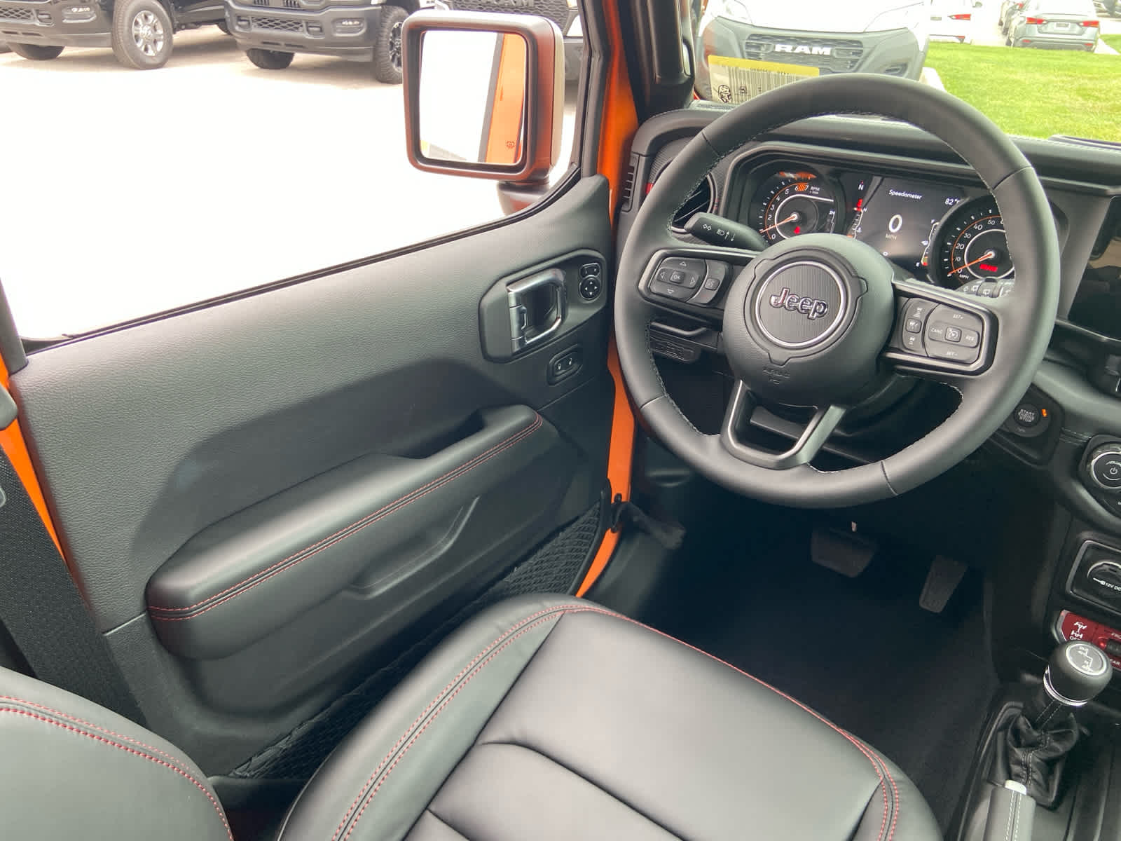 2025 Jeep Wrangler Rubicon photo 15