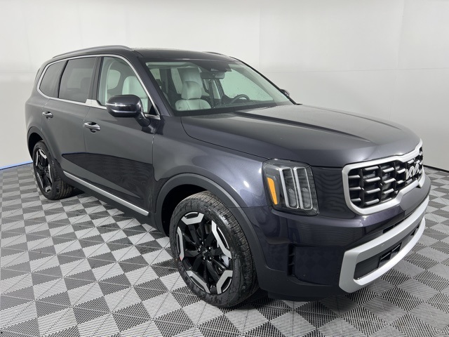 2025 Kia Telluride S's photo