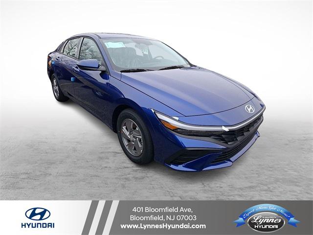 2026 Hyundai Elantra SE's photo