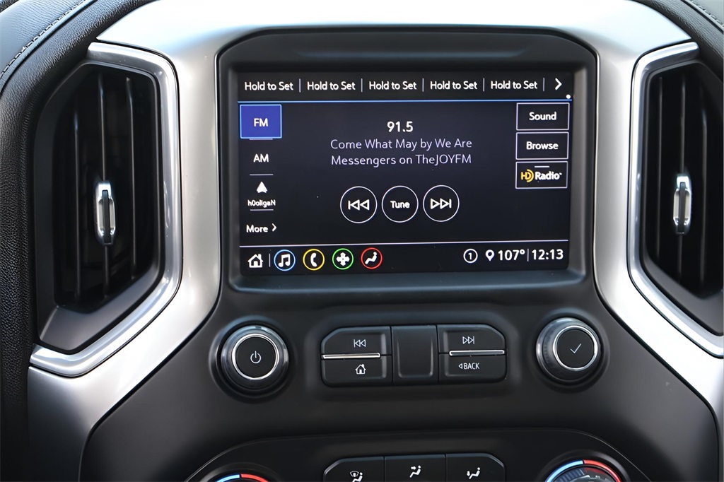 2020 Chevrolet Silverado 1500 RST photo 16