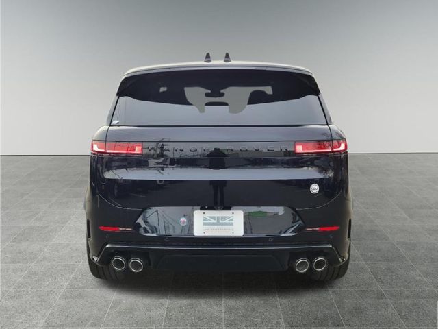 2025 Land Rover Range Rover Sport photo 4