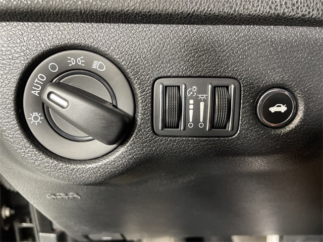 2022 Dodge Charger SXT photo 22