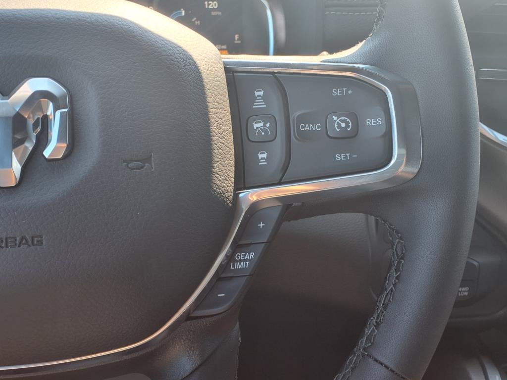 2025 Ram 2500 Laramie photo 12